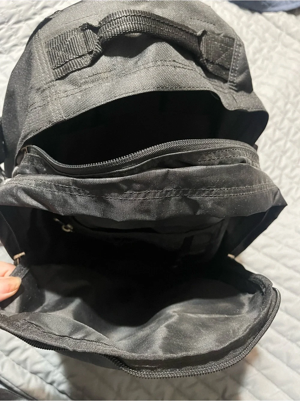 Traverse 25L Black Daypack Backpack